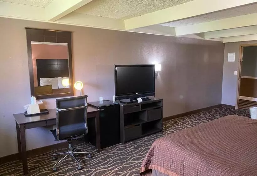 スーペリアースイート, Economy Inn North Randall