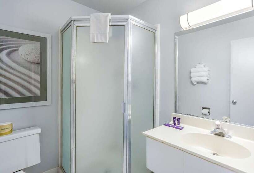 スイート, Knights Inn Yuma