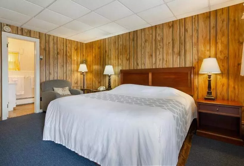 キングサイズベッドのデラックスルーム, Knob Hill Motor Lodge