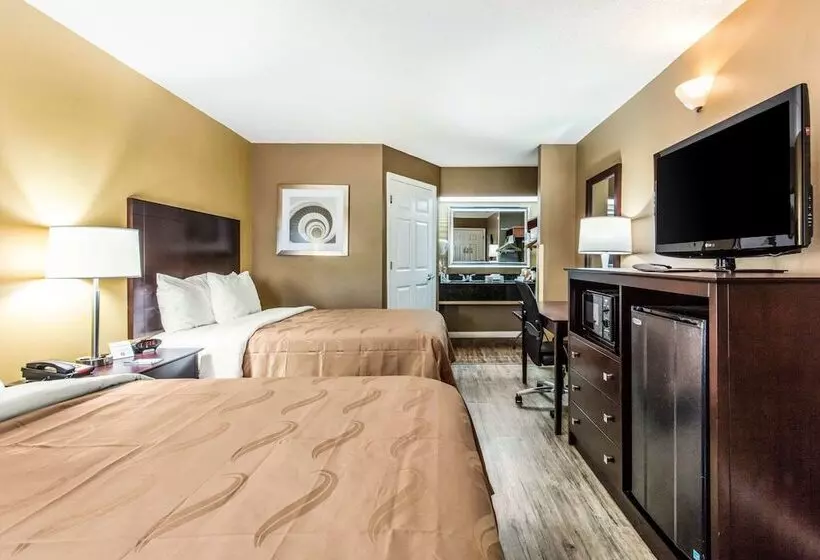 ２ダブルベッドのスタンダードルーム, Quality Inn Bessemer I20 Exit 108