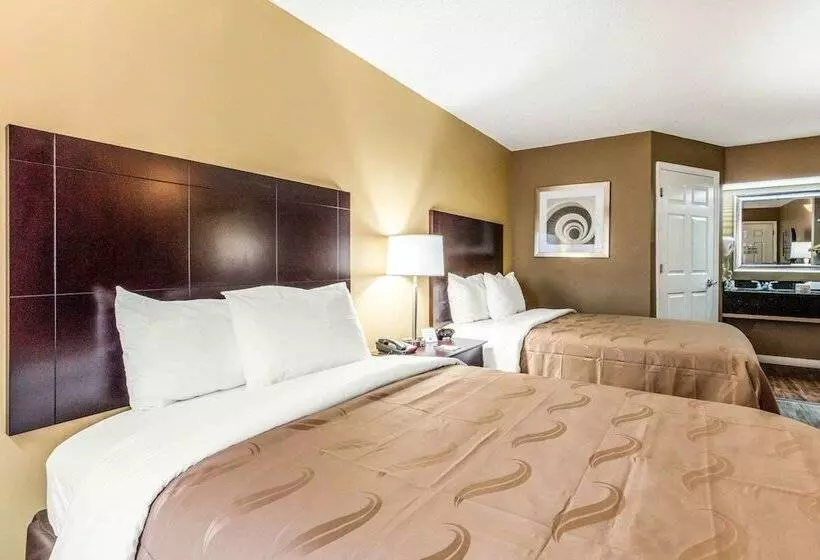２ダブルベッドのスタンダードルーム, Quality Inn Bessemer I20 Exit 108