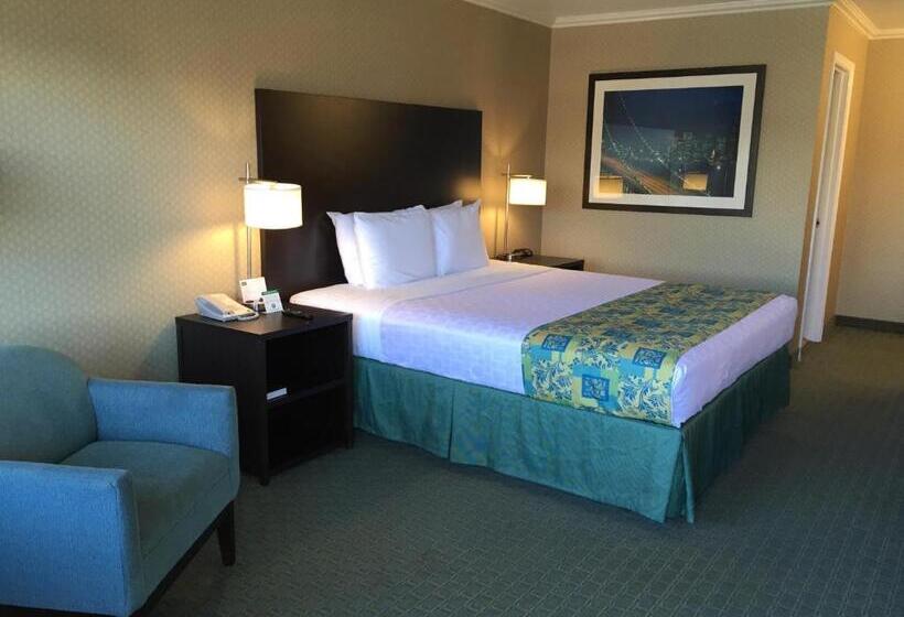 适合残疾人士使用的带超级大床的标准间, Regency Inn At San Francisco Airport