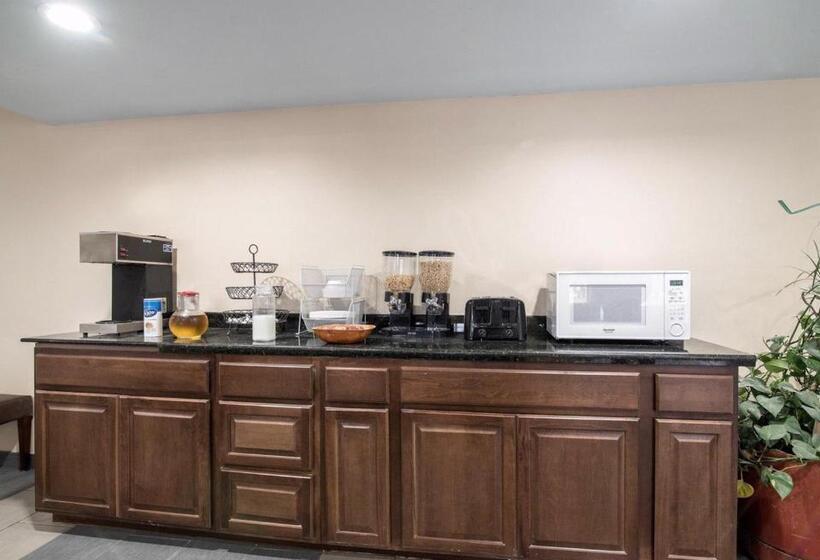 スタンダードルーム, Rodeway Inn