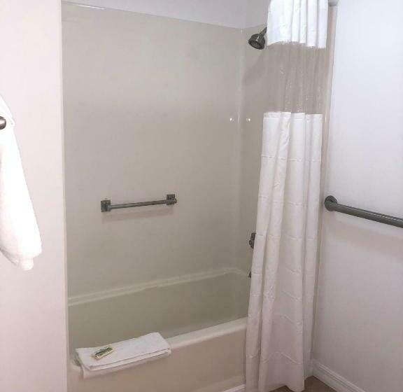 غرفة قياسية, Spinnaker Inn Of Naples