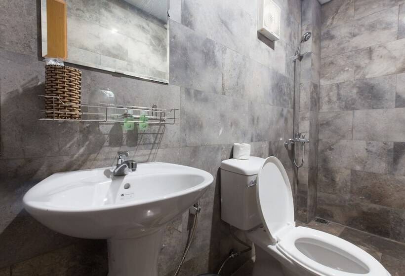 اتاق خانوادگی, Green Garden House