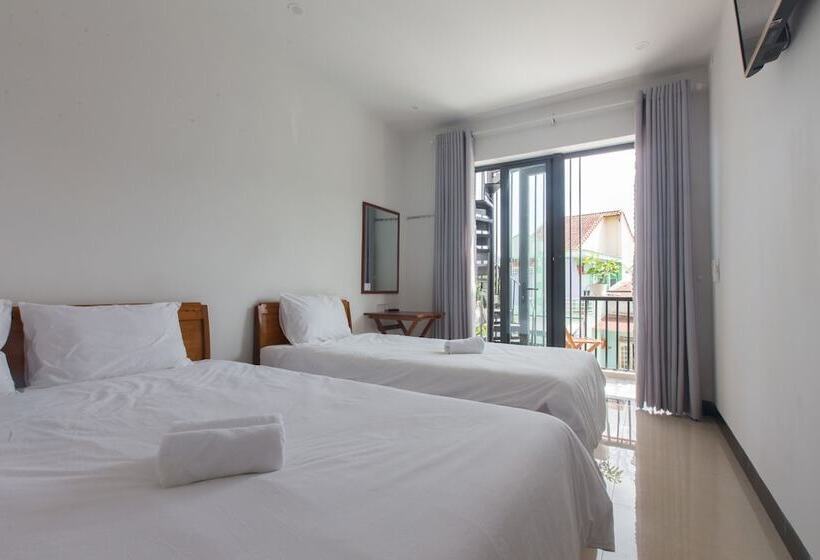 اتاق خانوادگی, Green Garden House