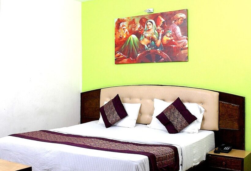 Deluxe Rum, Shree Radhe Krishan