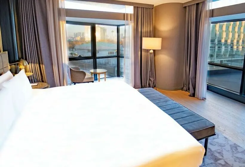 デラックスルーム, Sofitel Istanbul Taksim