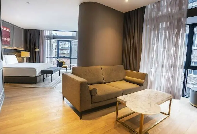 プレステージ スイートビュー, Sofitel Istanbul Taksim
