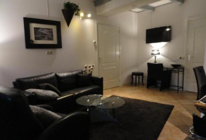 Люкс 2 Спальни, B&b Herberg Foestrum