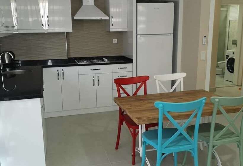 آپارتمان 2 خوابه, Cemre Apart