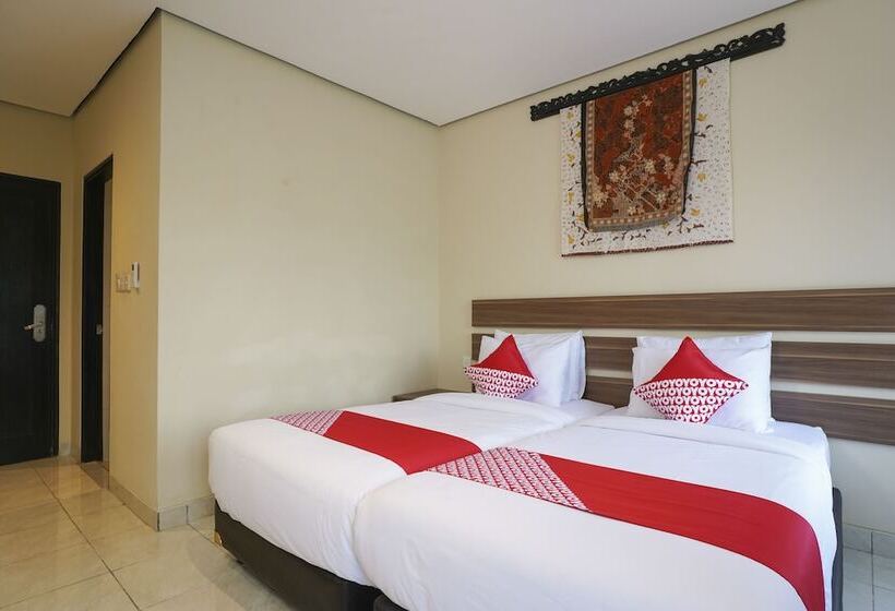 디럭스 룸, China Town Hotel Bali By Oyo Rooms