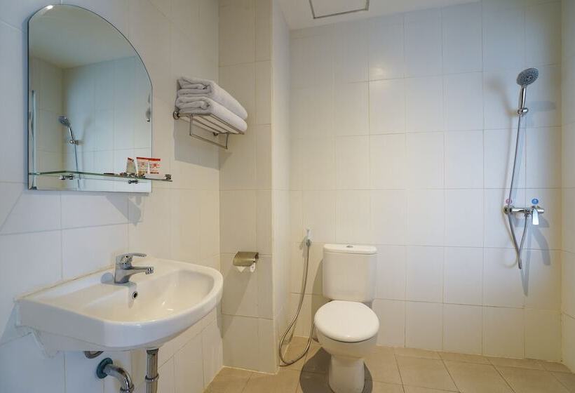 디럭스 룸, China Town Hotel Bali By Oyo Rooms