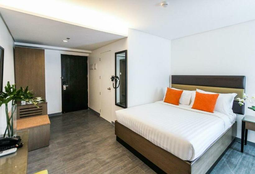 Номер Deluxe с Балконом, Privato Makati