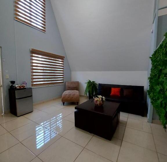 家庭洋房, Villas El Encanto