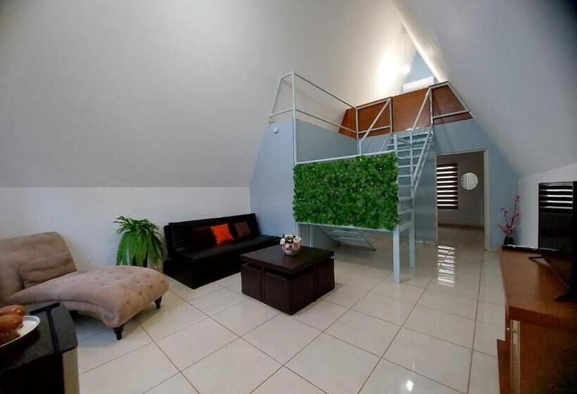 家庭洋房, Villas El Encanto