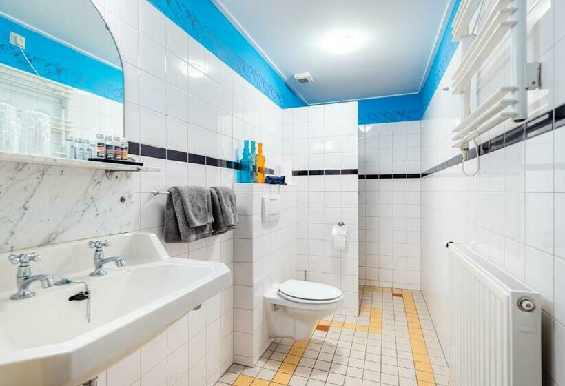 스탠다드 룸, Gaia