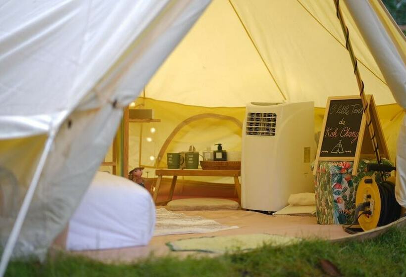 كوخ قياسي, O Little Tent De Koh Chang