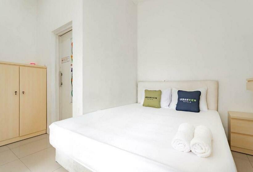 חדר סופריור, Urbanview Hotel One Family Maribaya By Reddoorz
