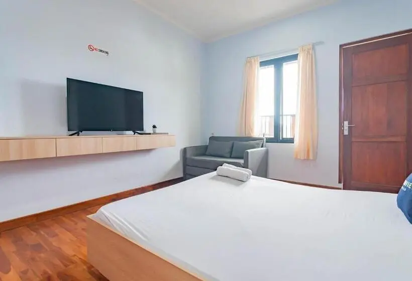 スイート, Urbanview Hotel One Family Maribaya By Reddoorz