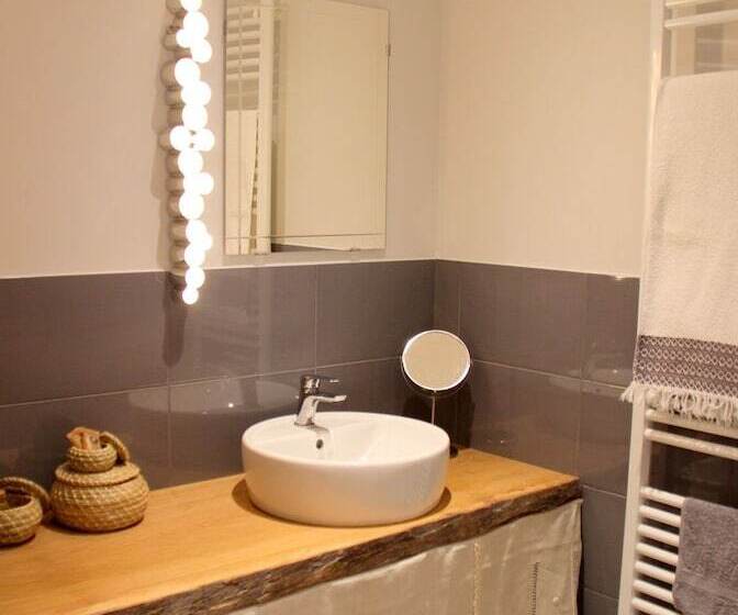 غرفة قياسية, Le Jardin Des 4m