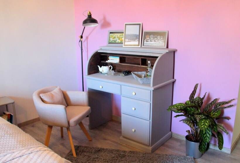 غرفة قياسية, Le Jardin Des 4m