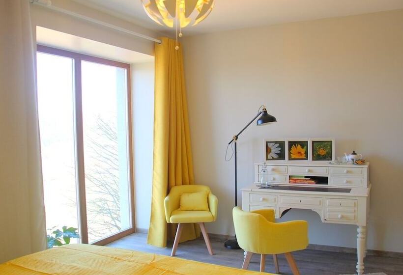 غرفة قياسية, Le Jardin Des 4m