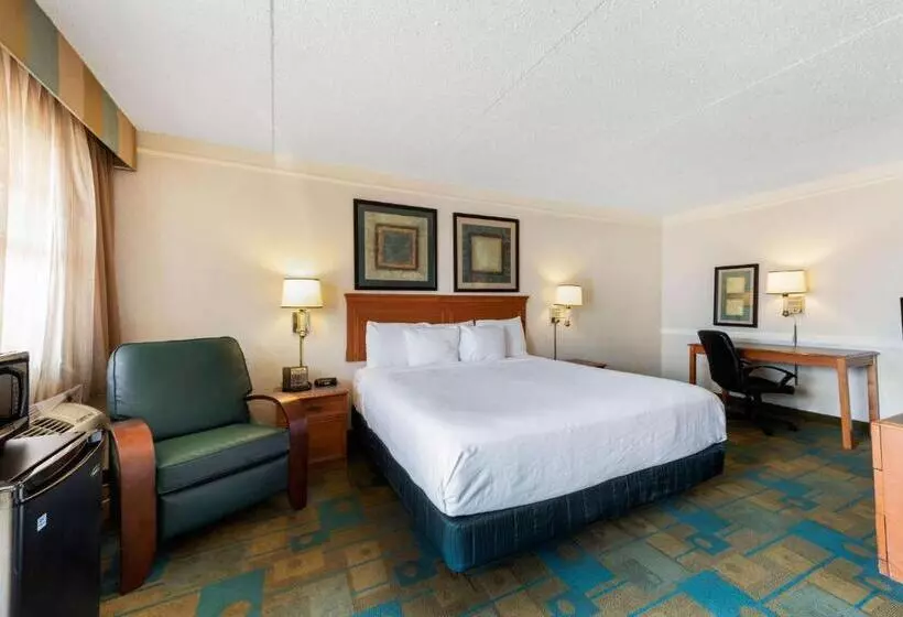 身障者適用キングサイズベッドルーム, La Quinta Inn By Wyndham Bossier City