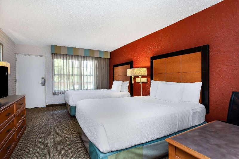 غرفة ديلوكس, La Quinta Inn Tampa Airport Stadium Westshore
