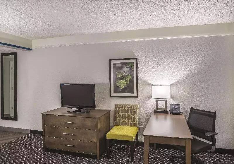 キングサイズベッドのエクゼクティブルーム, La Quinta By Wyndham Phoenix Chandler