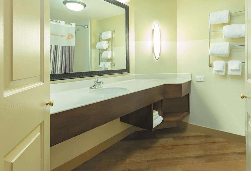 اتاق لوکس, La Quinta By Wyndham Raleigh/durham Southpoint