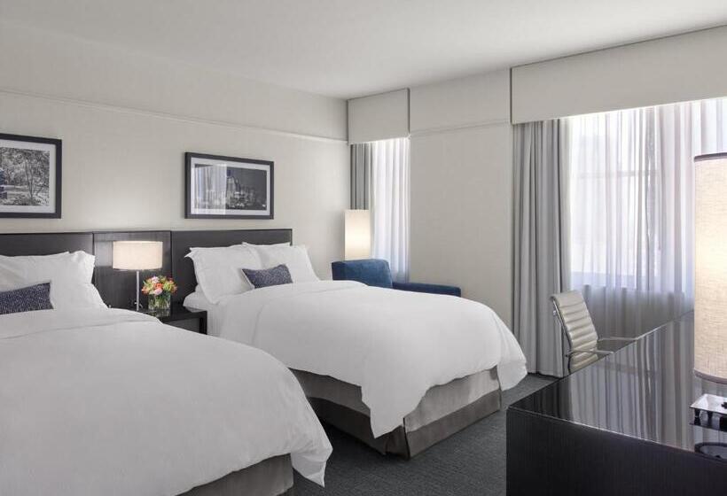 适合残疾人使用的标准间, Loews Philadelphia