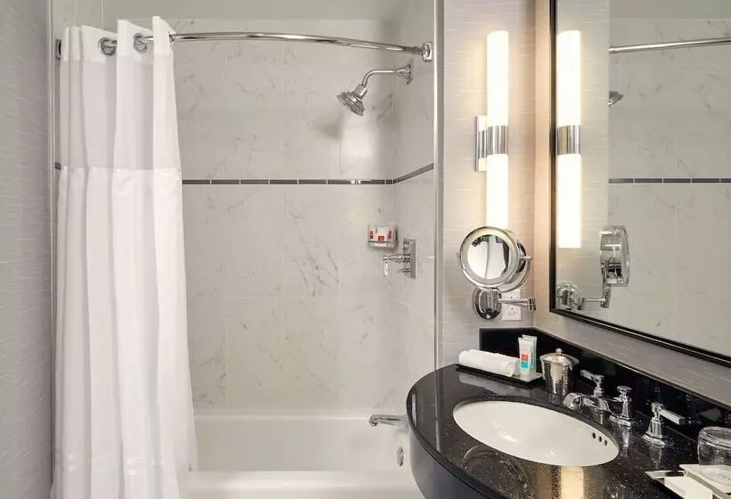 デラックスルーム, Loews Philadelphia