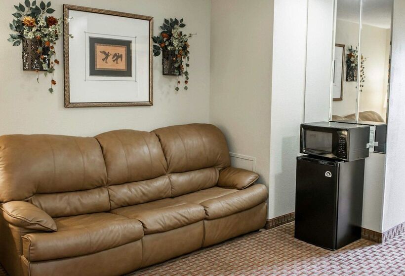 スイート, Quality Inn & Suites Greenfield I70