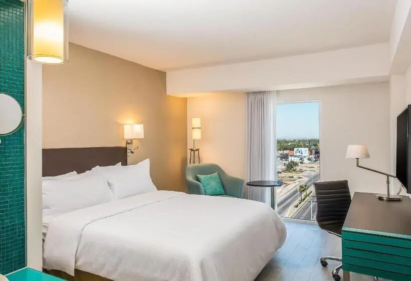 اتاق سوپریور با تخت بزرگ, Fiesta Inn Guadalajara Aeropuerto