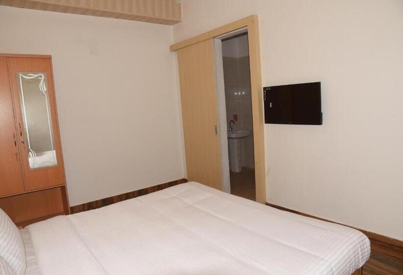 Номер Superior Кровать Кинг, The Palm Tree  Family Stay
