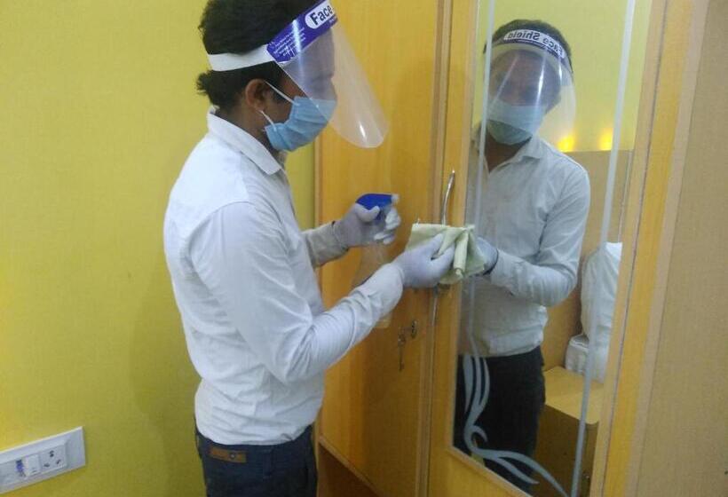 اتاق سوپریور با تخت بزرگ, The Palm Tree Family Stay