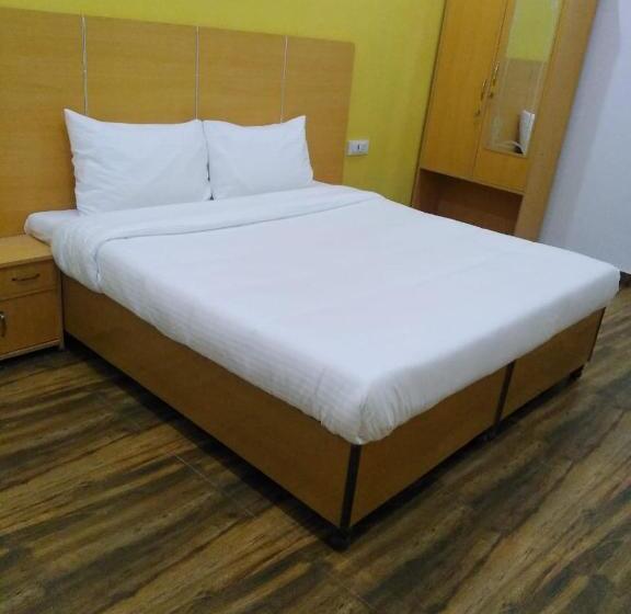 اتاق لوکس با تخت بزرگ, The Palm Tree Family Stay