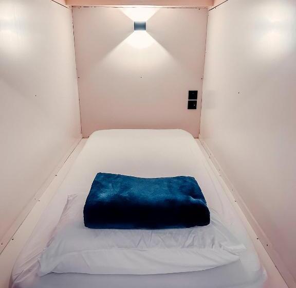 Кровать в Общей Комнате, Bed Attitude Hostel Cenang