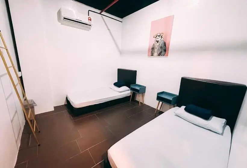 エコノミールーム, Bed Attitude Hostel Cenang