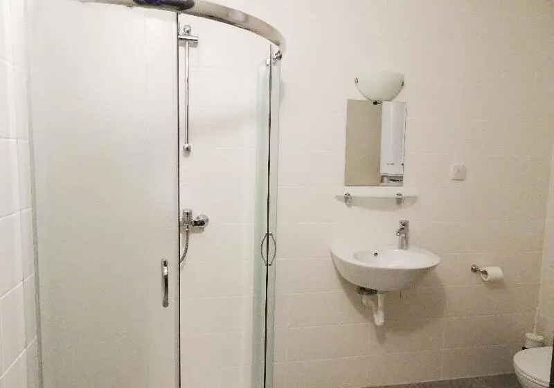 استودیوی استاندارد, Samara With Relax Area