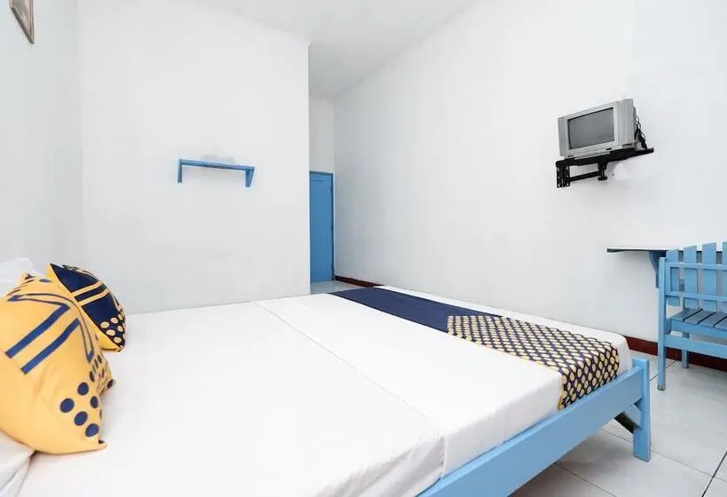 Camera Standard, Spot On 2289 Hotel Saudara