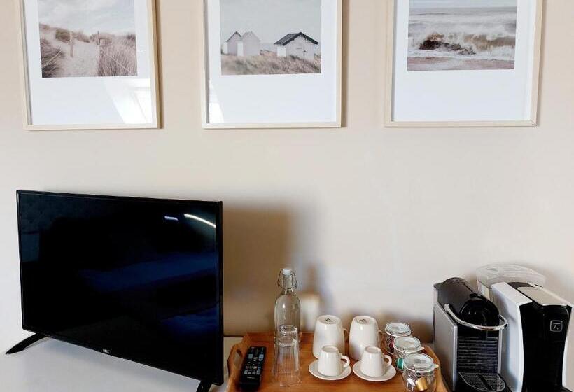 غرفة قياسية مطلّة علي الحديقة, Chambres D Hôtes Chez L Habitant   Bed& Breakfast Homestay