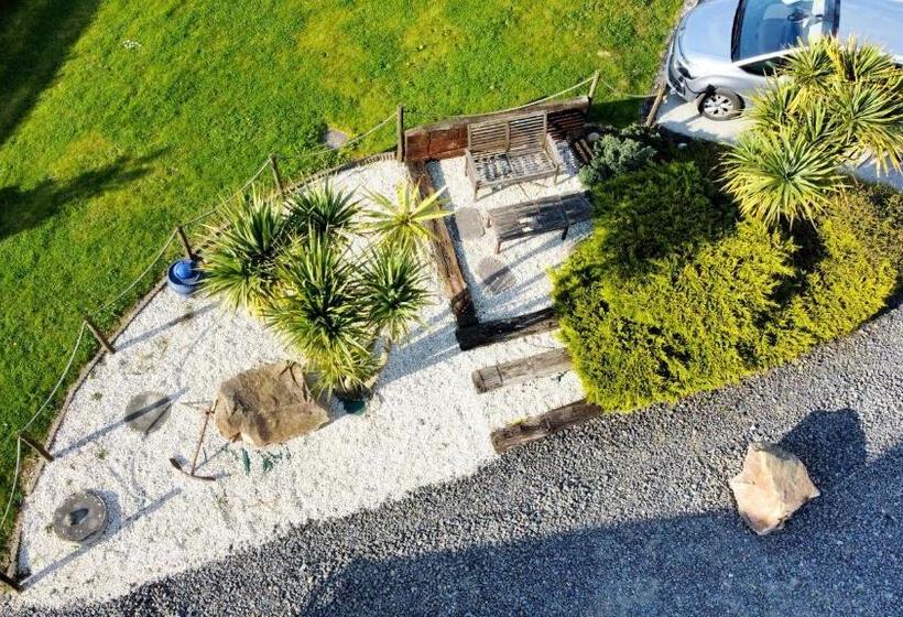 غرفة قياسية مطلّة علي الحديقة, Chambres D Hôtes Chez L Habitant   Bed& Breakfast Homestay