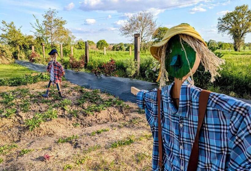 منزل 4 غرف نوم, Chambres D Hôtes Chez L Habitant   Bed& Breakfast Homestay