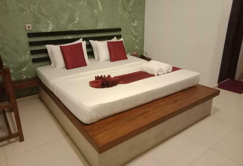 Номер Deluxe, Monaara Leisure   Anuradhapura
