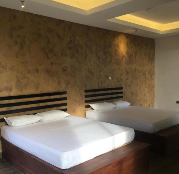 اتاق لوکس خانوادگی, Monaara Leisure   Anuradhapura