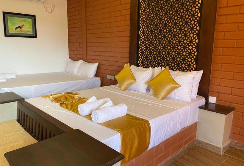 اتاق لوکس خانوادگی, Monaara Leisure   Anuradhapura