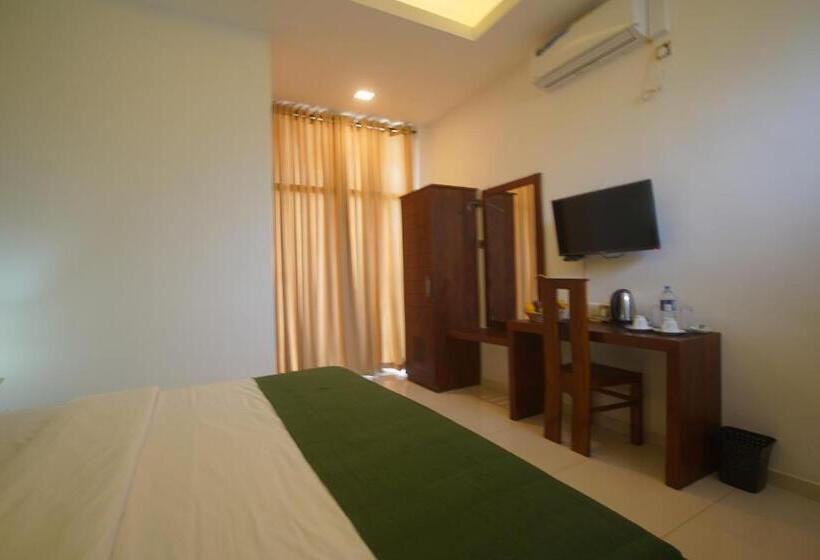 Трехместный Номер Deluxe, Monaara Leisure   Anuradhapura