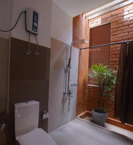 Трехместный Номер Deluxe, Monaara Leisure   Anuradhapura